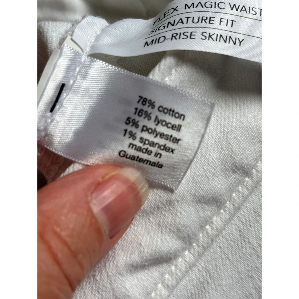 Lane Bryant Womens White Jeans Mid Rise Skinny Size 20 Flex Magic Waistband - Picture 5 of 9